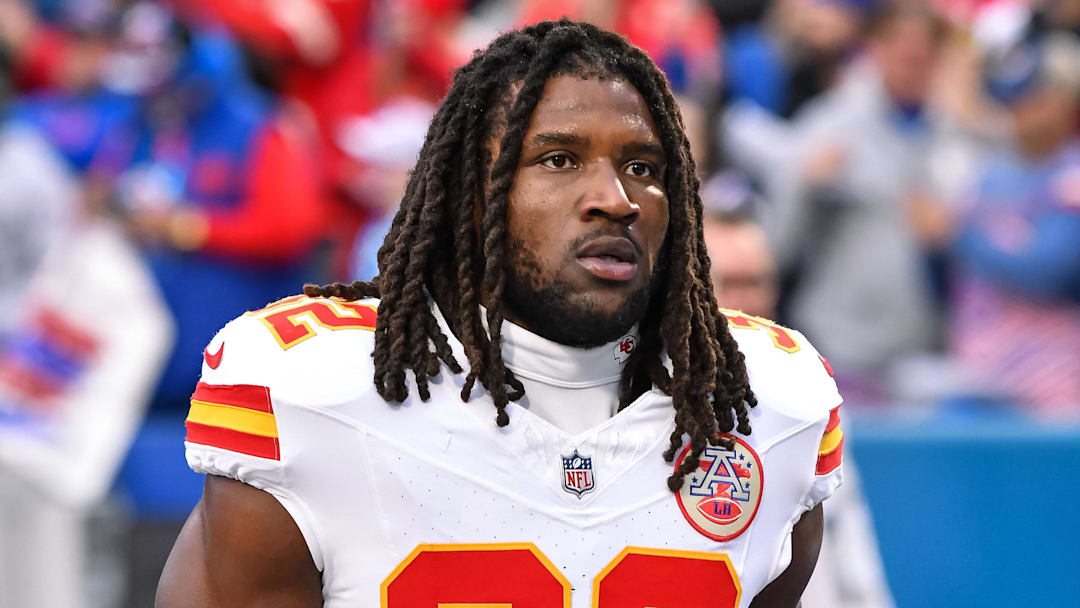 绿联星辰GS2200户外电源